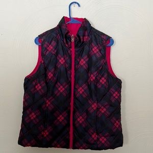 Reversible sjb quilted vest.